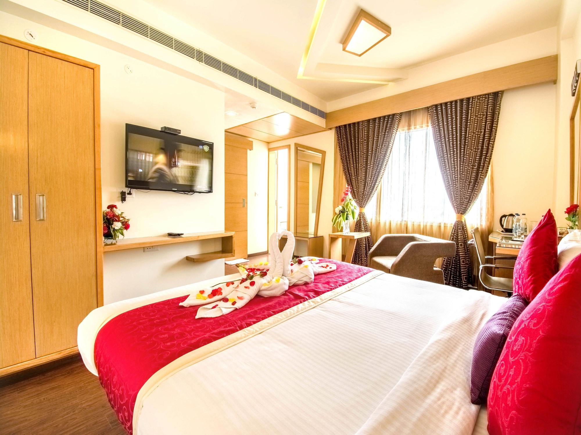 Hotel Rockdale Visakhapatnam Zewnętrze zdjęcie