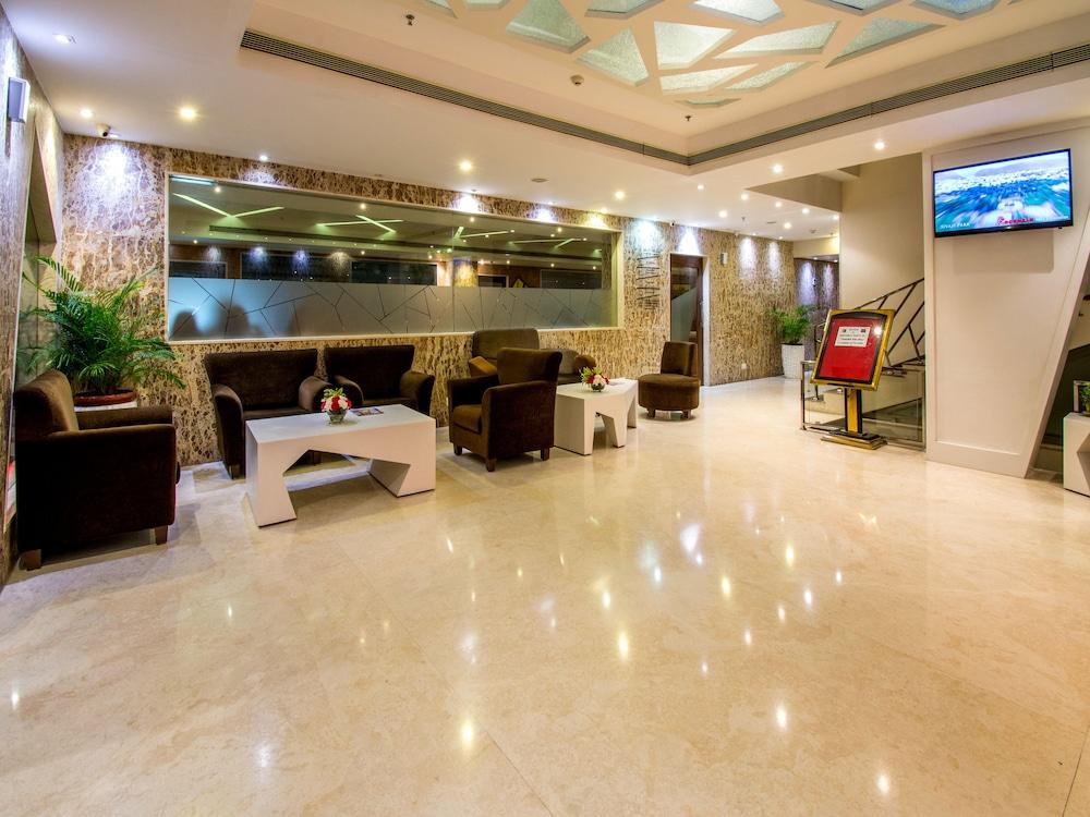 Hotel Rockdale Visakhapatnam Zewnętrze zdjęcie